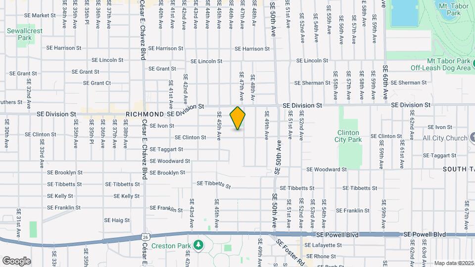 4631 SE Clinton St Map and Location Details