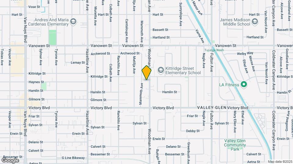 6543 Woodman Ave Map and Location Details
