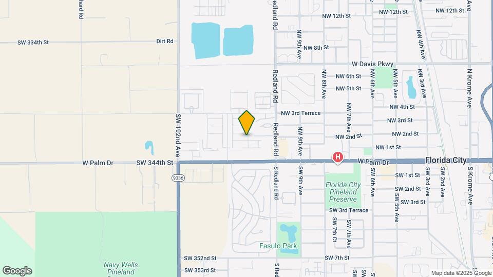 1152 NW 2nd St Map and Location Details