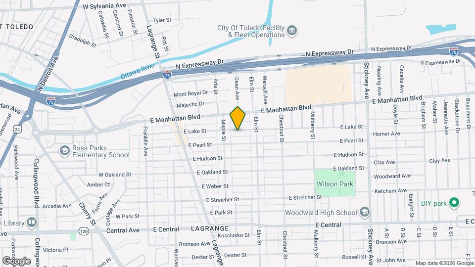 330 E Lake St Map and Location Details