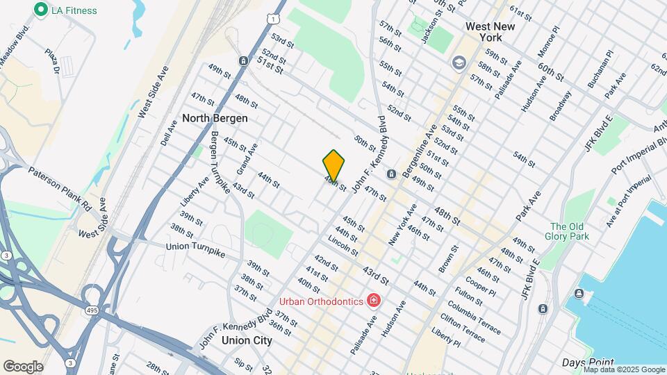 4525 Bergenwood Ave Map and Location Details