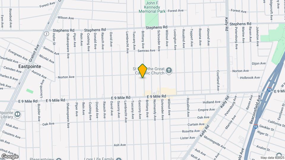 22825 Brittany Ave Map and Location Details