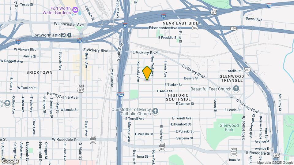 923 E Tucker St Mapa y Detalles de la Ubicación