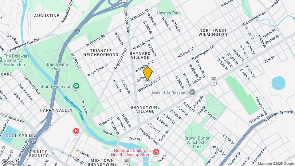 2407 Washington St Map and Location Details