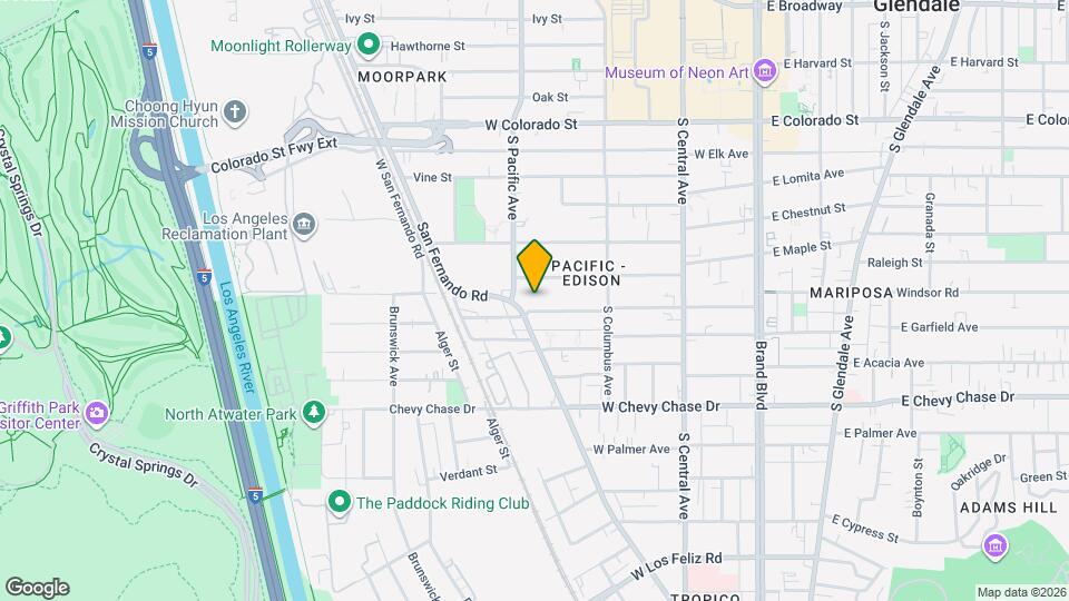 465 W Windsor Rd Map and Location Details