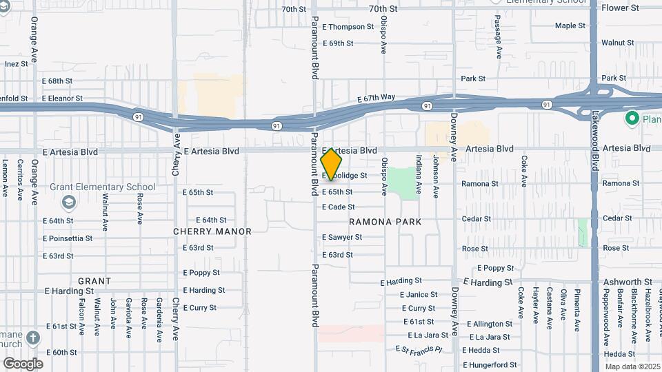 2841 E 65th St Map and Location Details