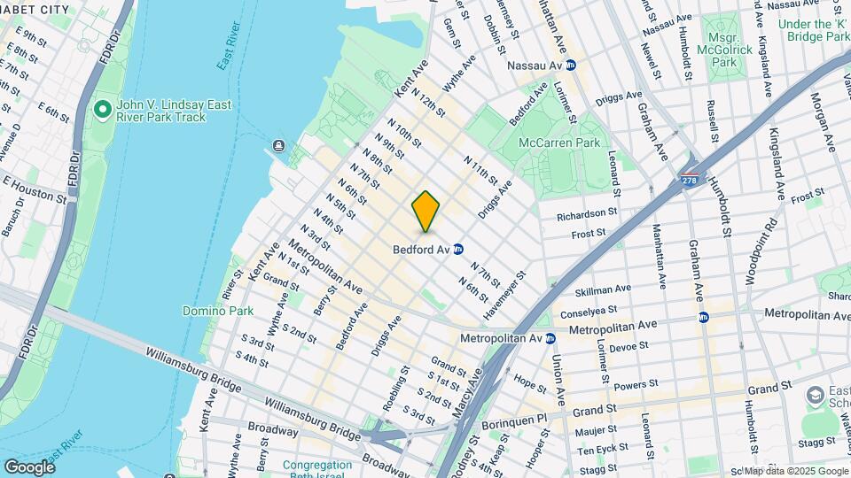 Newly Renovated 2 Bed on Bedford Ave by L Map and Location Details