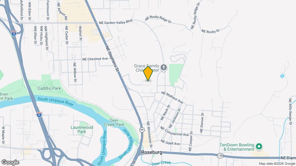 1055 NE Grandview Dr Map and Location Details