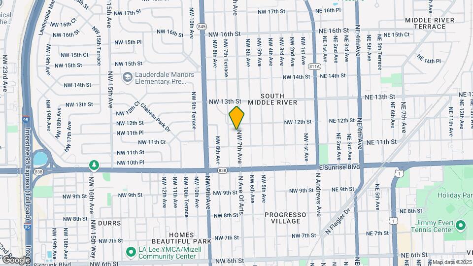 1127 NW 7th Ave Map and Location Details