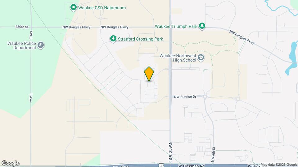 327 NW Lori Ln Map and Location Details