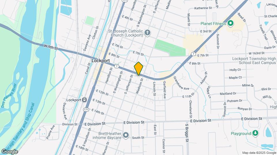 425 E 9th St Map and Location Details