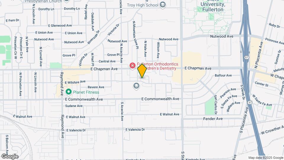 2013 E Wilshire Ave Mapa y Detalles de la Ubicación