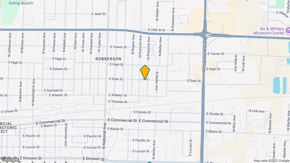 2057 N Pickwick Ave Map and Location Details