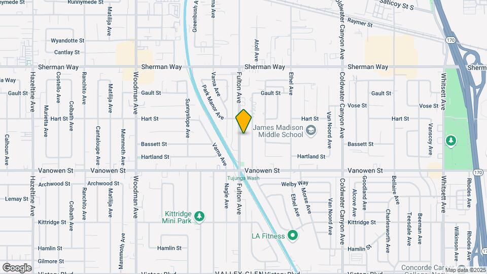 6920 Fulton Ave Map and Location Details