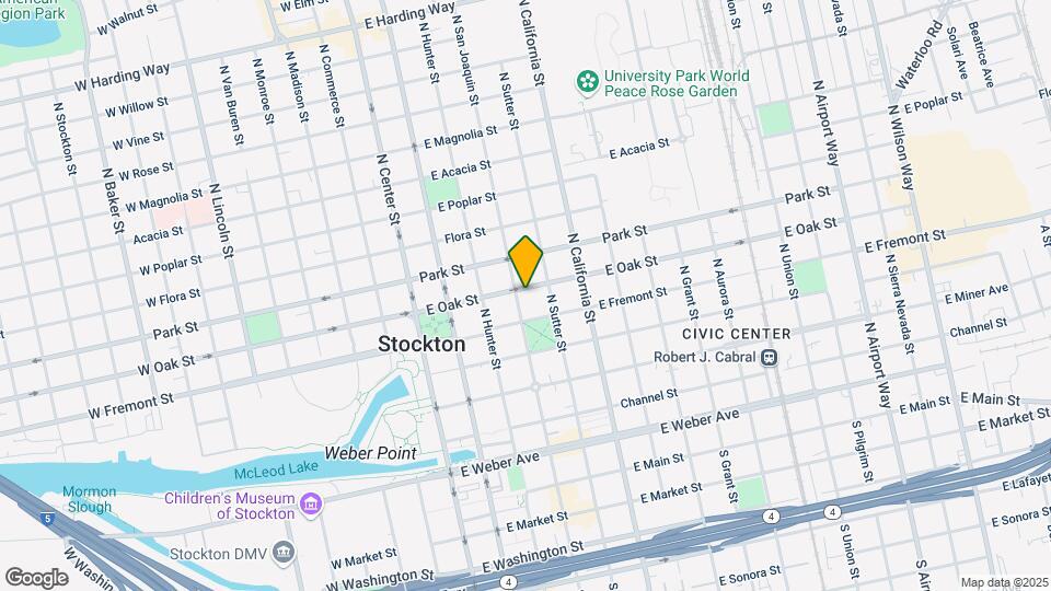 310-316 E Oak St Mapa y Detalles de la Ubicación