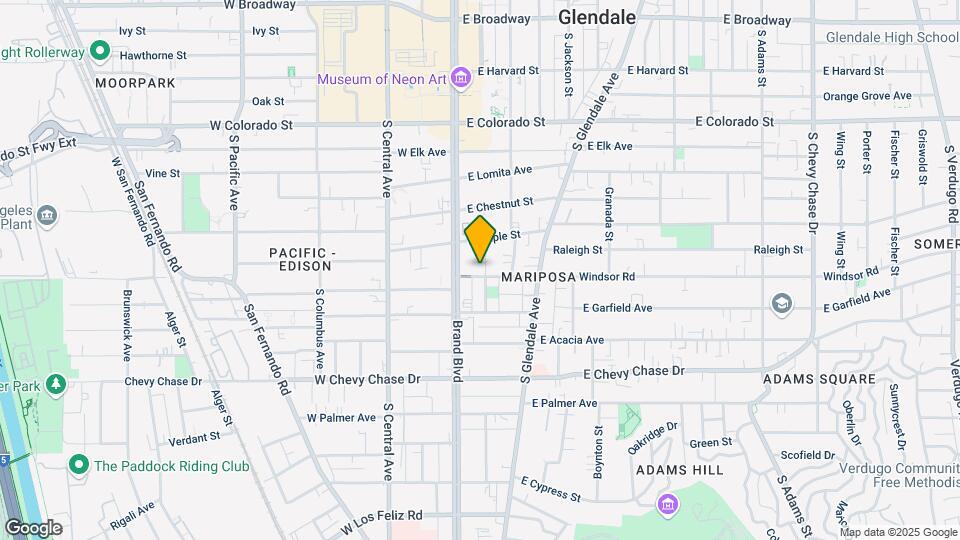 123 E Windsor Rd Mapa y Detalles de la Ubicación