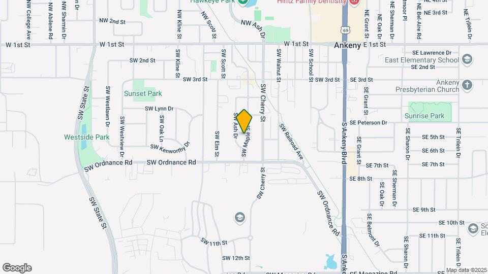 530 SW Maple St Map and Location Details