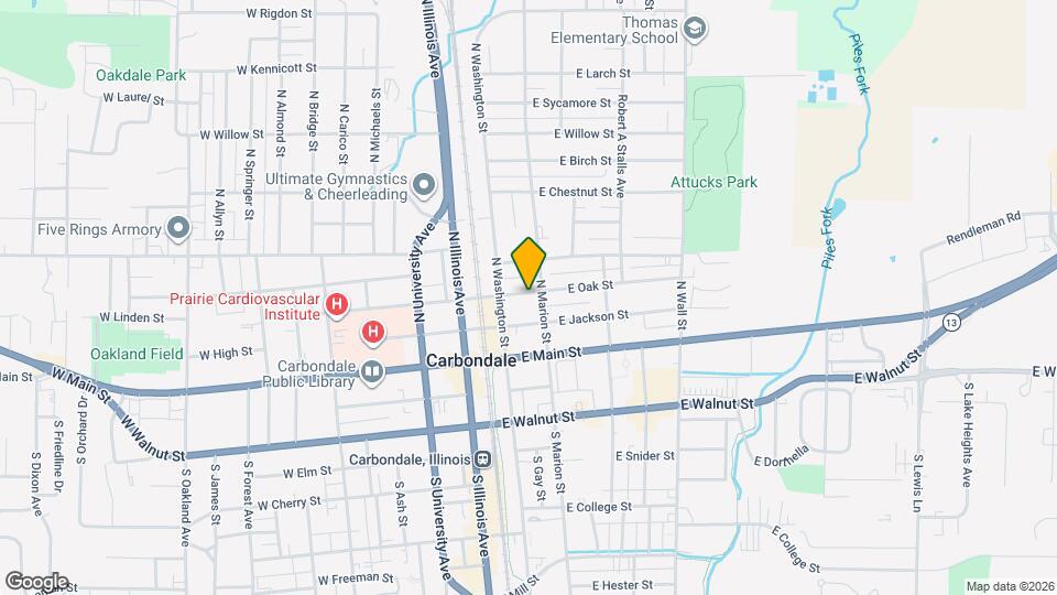 207 E Oak St Map and Location Details