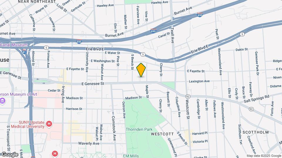 1531 E Genesee St, Unit 1533 Map and Location Details