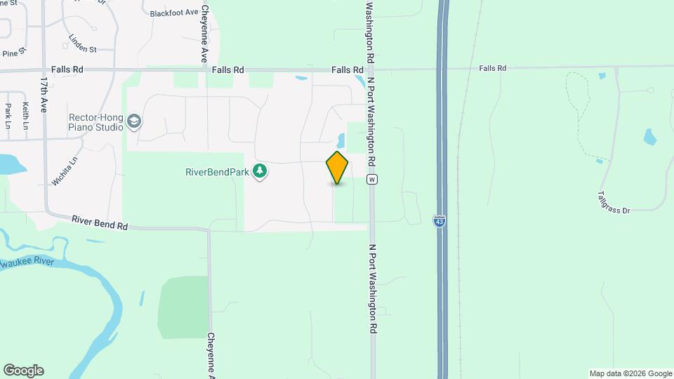 753 N Port Washington Rd Map and Location Details