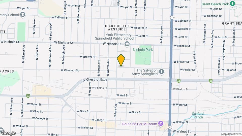 2142 W Chestnut St Map and Location Details