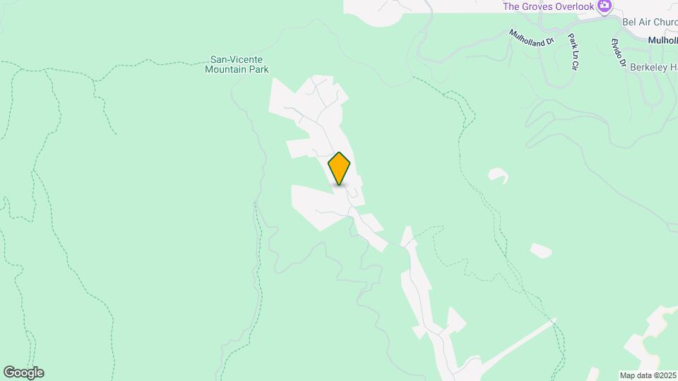 3933 Mandeville Canyon Rd Mapa y Detalles de la Ubicación