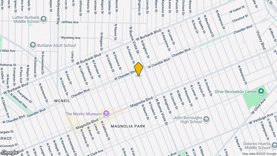 929 N Frederic St Map and Location Details