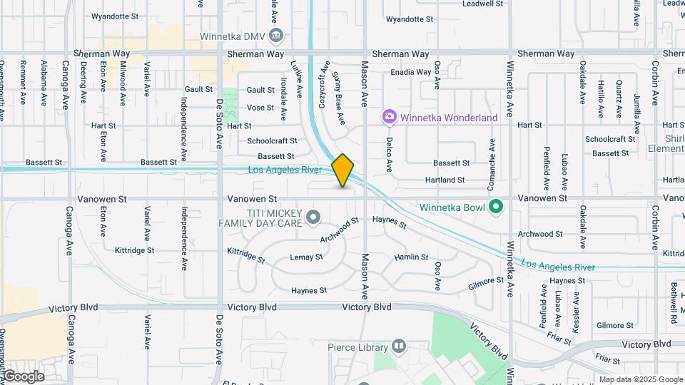 20541 Vanowen St Mapa y Detalles de la Ubicación