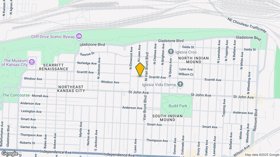 135-137 N Lawn Ave Map and Location Details
