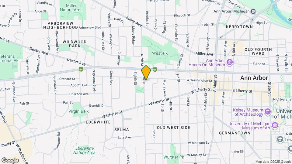 213 S 7th St Map and Location Details