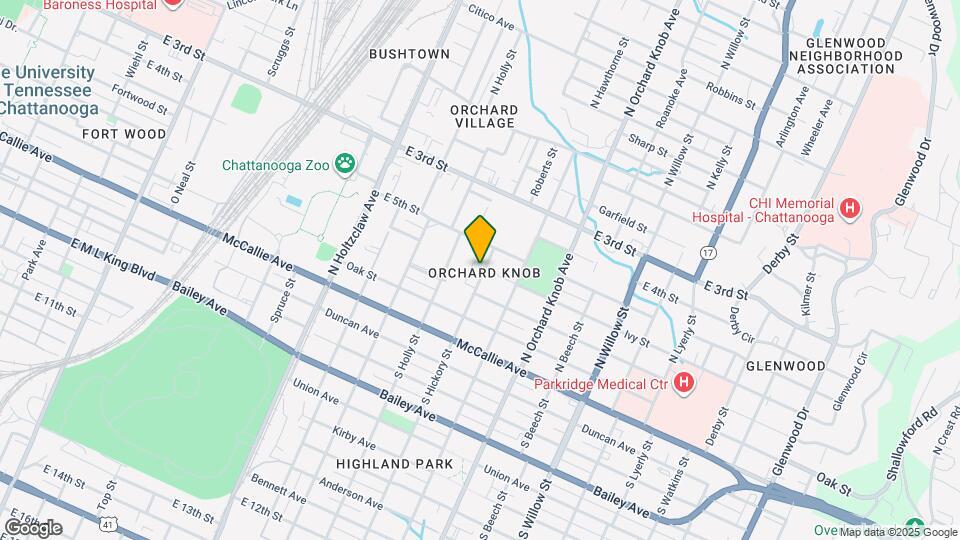 215 N Hickory St Map and Location Details