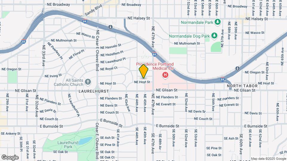 4427 NE Hoyt St Map and Location Details