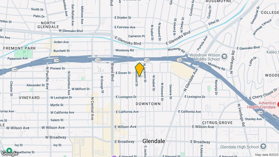526 N Kenwood St Map and Location Details