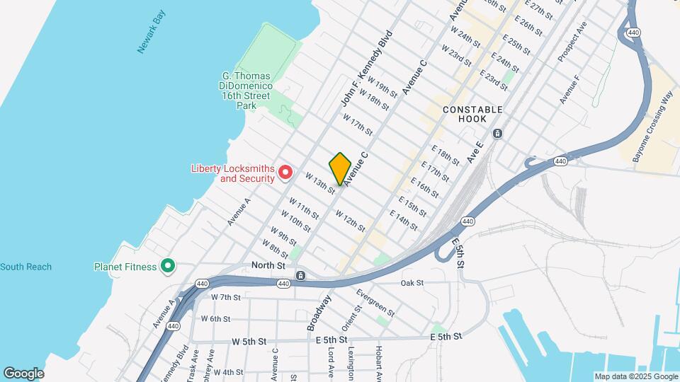 321 Avenue C Map and Location Details