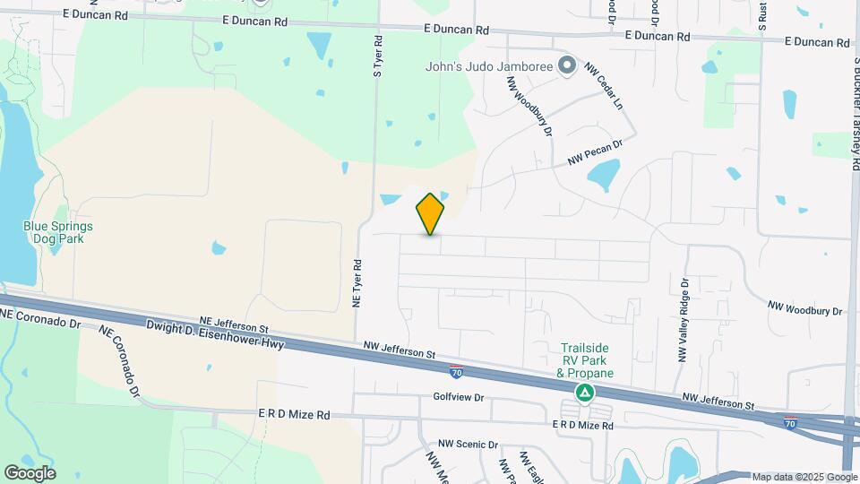 1603 NW Hilltop Ln Map and Location Details