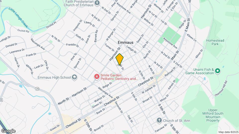 215 N 6th St, Unit 2 Map and Location Details