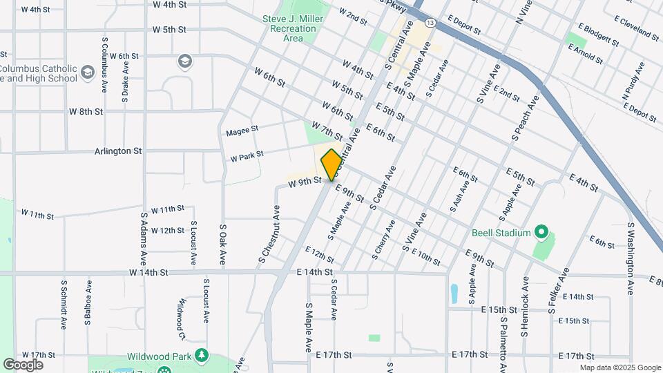 114 E 9th St Mapa y Detalles de la Ubicación
