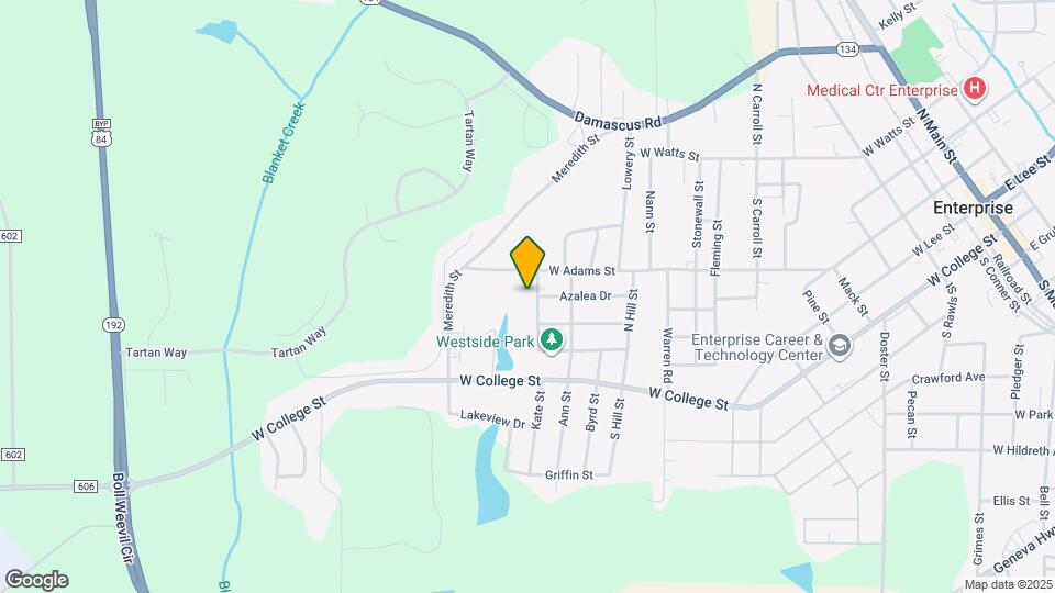 215 Meadowbrook Dr Map and Location Details