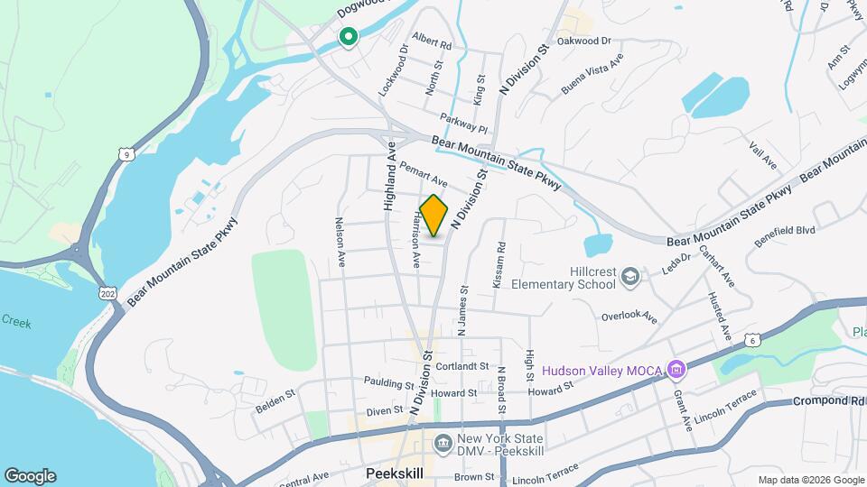 983 Warren Ave Map and Location Details