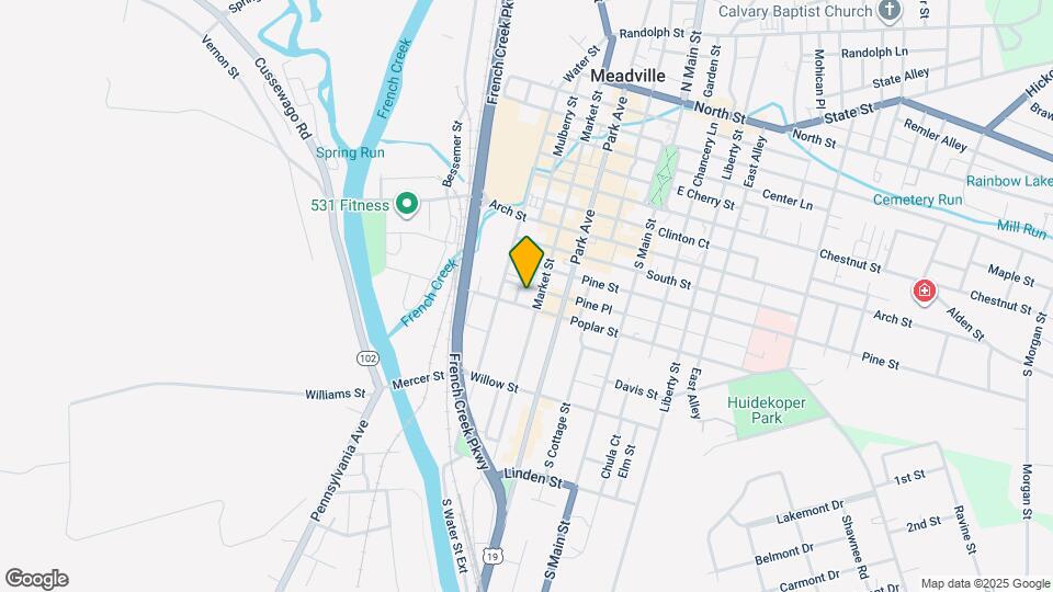 225 Poplar St Map and Location Details