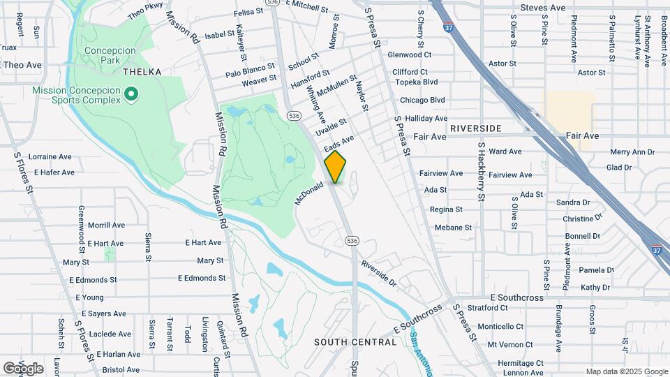 2214-2216 Roosevelt Ave Mapa y Detalles de la Ubicación