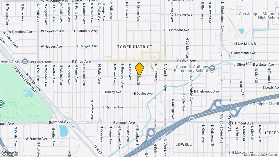 980 N Broadway St Map and Location Details