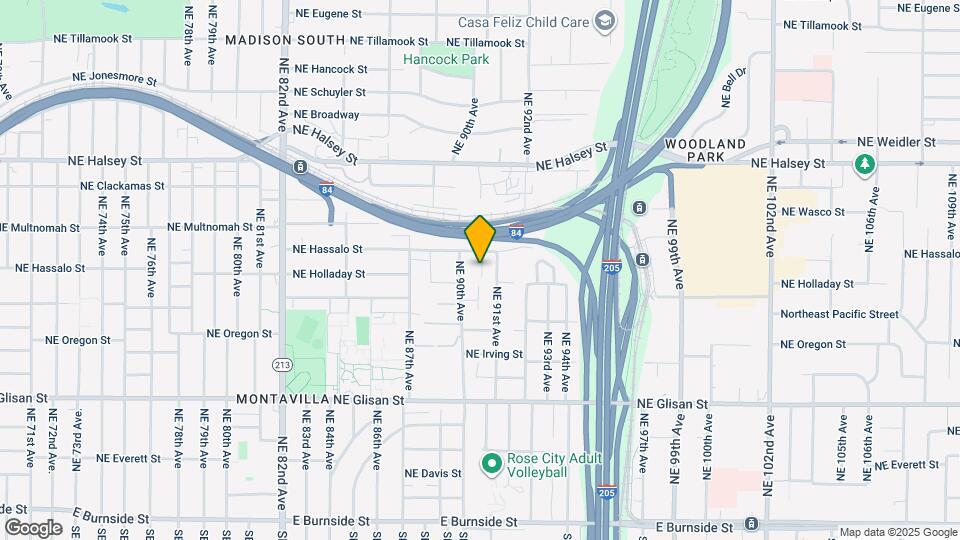 9008 NE Hassalo St Map and Location Details