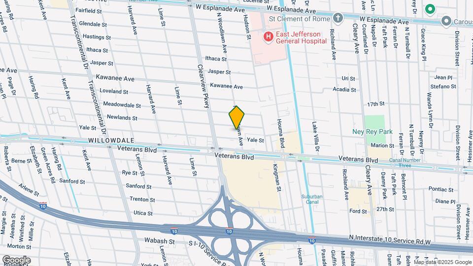 3412 N Woodlawn Ave Map and Location Details