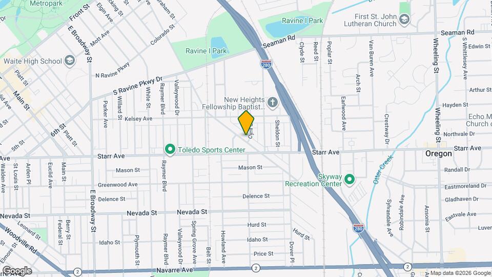 621 Dearborn Ave Map and Location Details