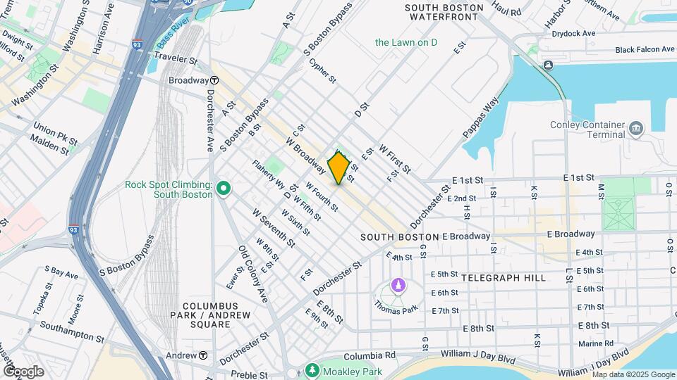 319 E St Map and Location Details