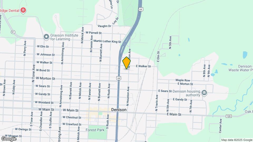 105 E Bond St Map and Location Details