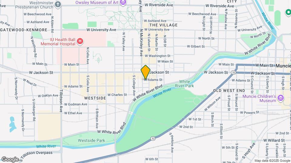 1807 W Adams St Map and Location Details