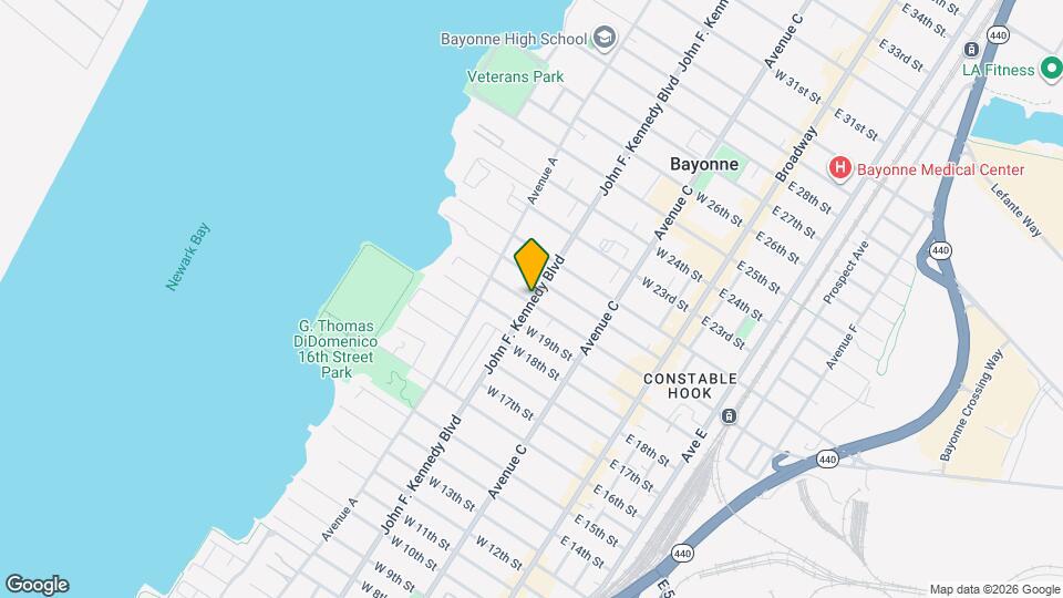 527 John F. Kennedy Blvd Mapa y Detalles de la Ubicación