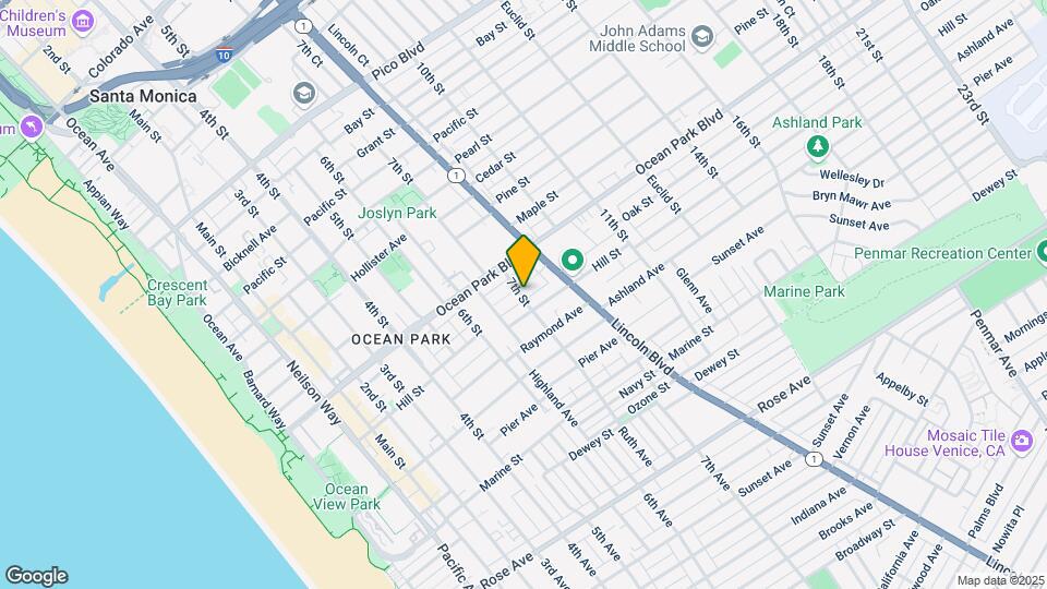 2635-2643 7th St Map and Location Details